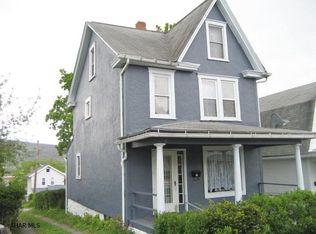 416 N 10th Ave, Altoona, PA 16601