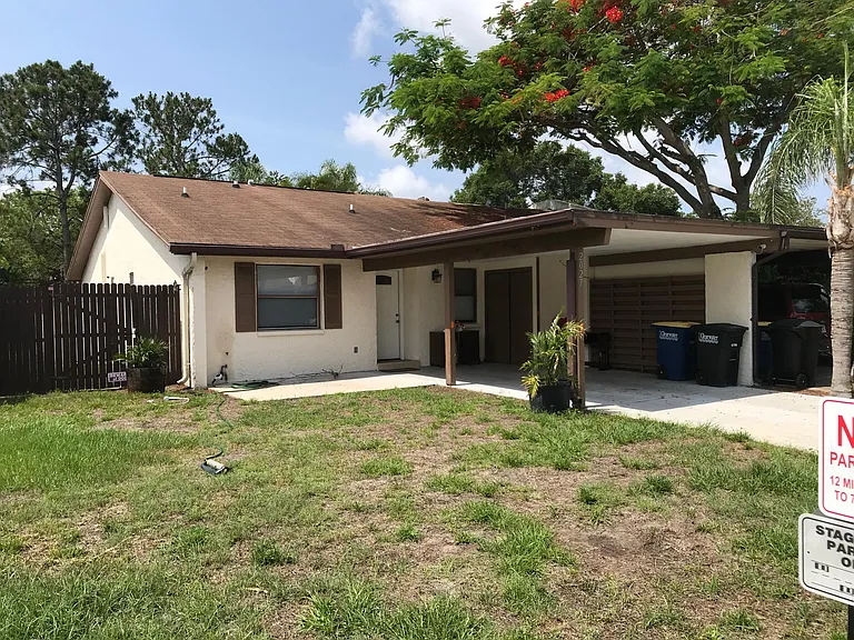 2027 Sunset Grove Ln — Photo 5