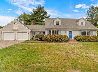 1 Swann Hill Ln, Sandwich, MA 02563