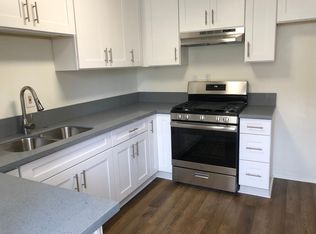10002 Pinewood Ave, Tujunga, CA 91042
