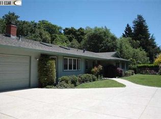 319 Deerfield Dr, Moraga, CA 94556