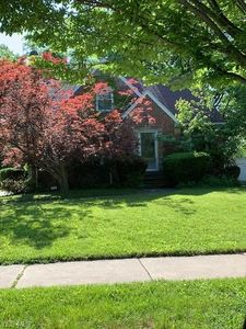 400 E 270th St, Euclid, OH, 44132