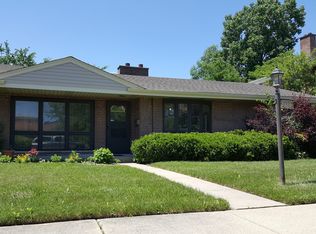 7138 N Kilpatrick Ave, Lincolnwood, IL 60712