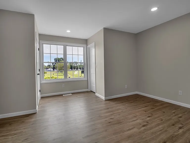 363 Delaware St #1 — Photo 14