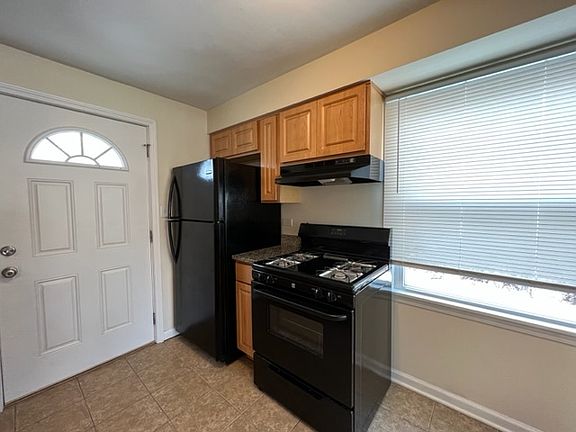 5th image of 2538 Silver Creek Dr