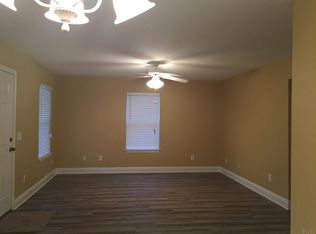 8462 Chisholm Rd #B, Pensacola, FL 32514