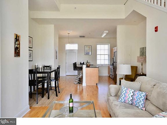 2nd image of 1 Academy Cir Unit 305