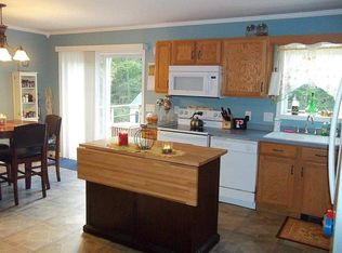 1105 Coppermine Rd, Monroe, NH 03771