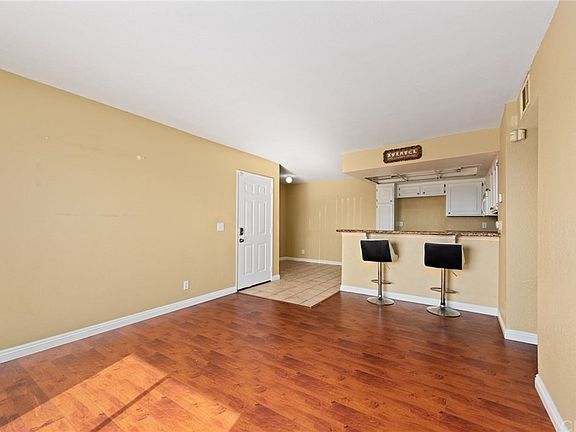 3rd image of 1309 W Mission Blvd Unit 71