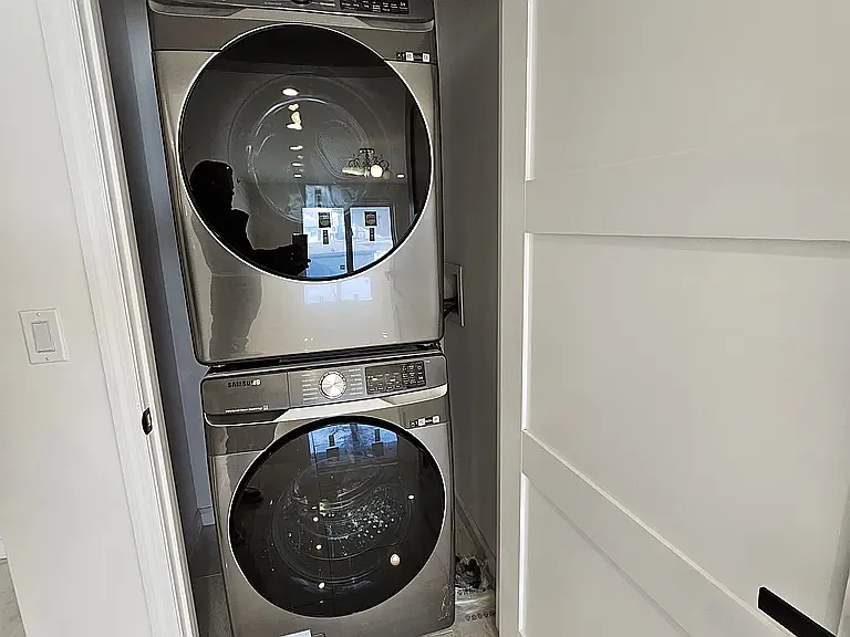 2 bed, $3,700 — Photo 2