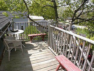 Upper Unit Deck