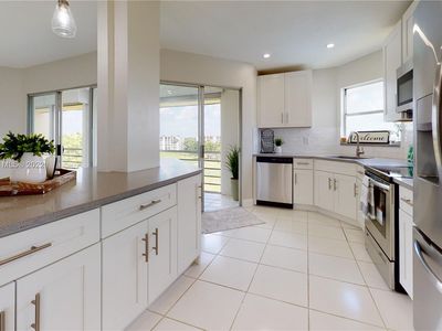 3661 Via Poinciana APT 616, Lake Worth, FL, 33467