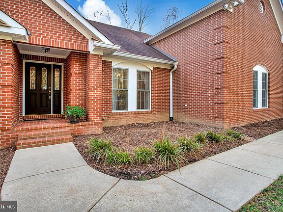 3rd image of 42443 Dean Forest Ct