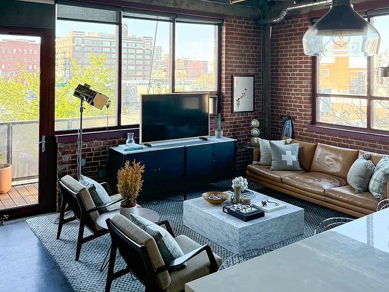 1819 Baltimore Ave #208 — Photo 17