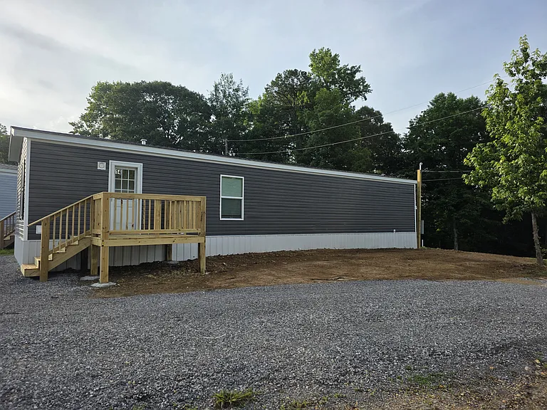 14 Bailey Ln — Photo 4