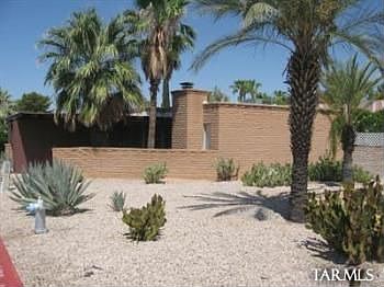 1st image of 400 W Calle Lindero