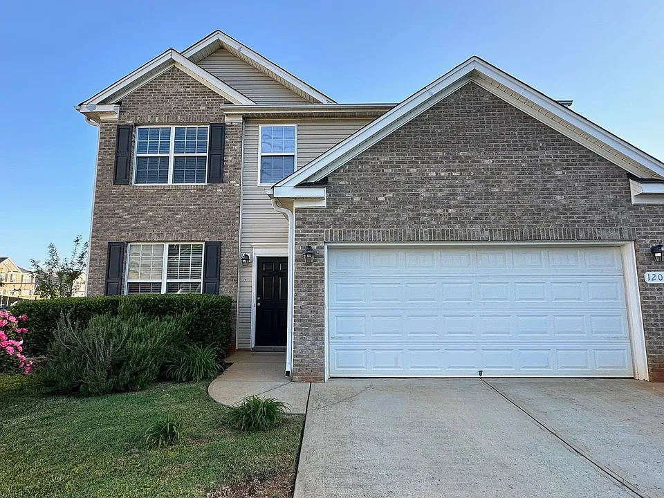 1203 Castle Pines Dr