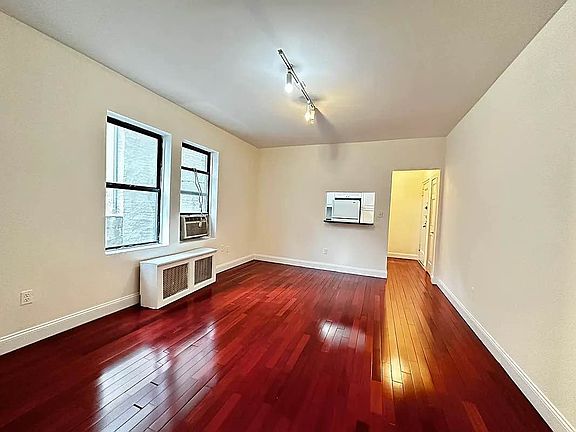 2nd image of 137 E 29th St #3T