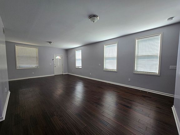 4th image of 1645 Iliff Ave