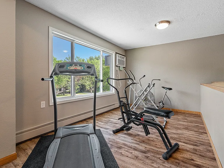 Golden Meadows Apartments — Photo 27