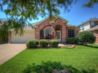 9741 Hathman Ln, Fort Worth, TX 76244