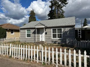 921 3rd Pl, Springfield, OR 97477