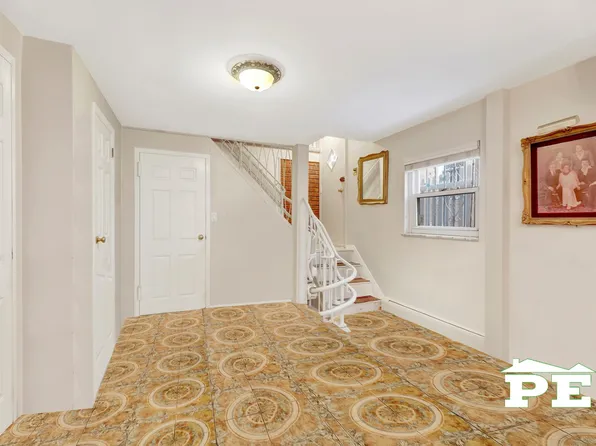 2068 Hendrickson Street image 24 of 29