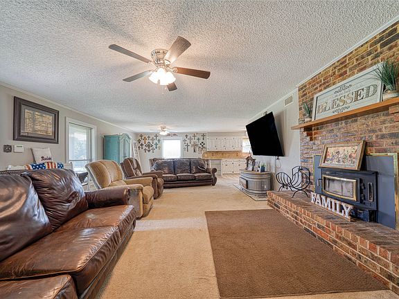 4th image of 8001 Farm Road 1448