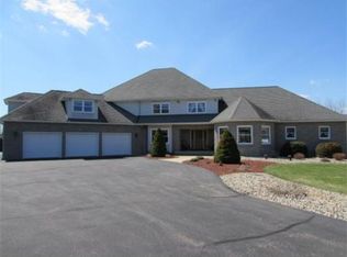 21 Spring Mdws, South Hadley, MA 01075