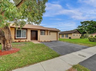 9401 S Meadows Cir #9401, Hollywood, FL 33025