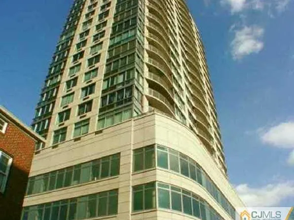 1 Spring St APT 2502, New Brunswick, NJ 08901