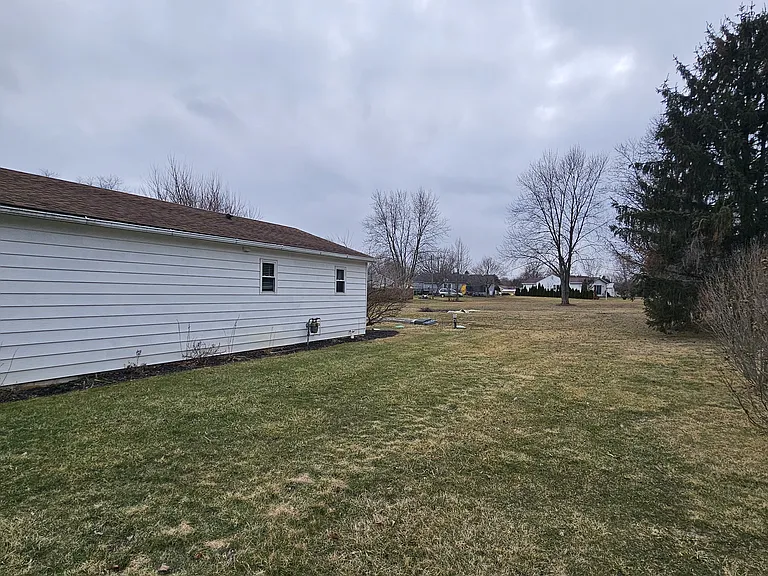 13911 Watkins Rd — Photo 4