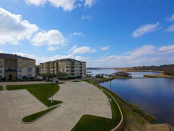 2nd image of 3351 Cascades Ct #3-318