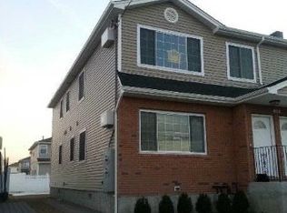 6215 Almeda Ave, Arverne, NY 11692