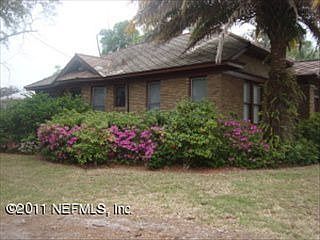 2nd image of 1321 Challen Ave