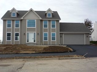 203 Trent Ln, Loves Park, IL 61111