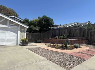 8589 Dortha Ct, Santee, CA 92071