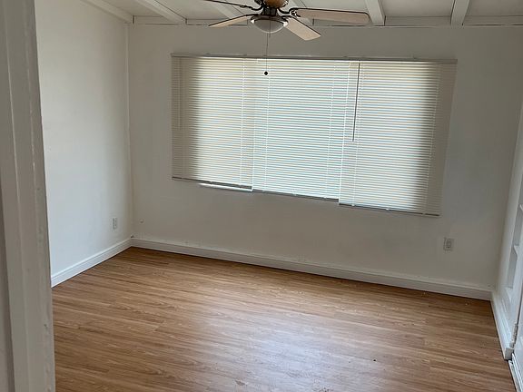 4th image of 872 W 29th St