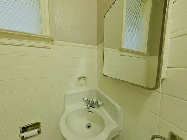 2711 Keokuk St