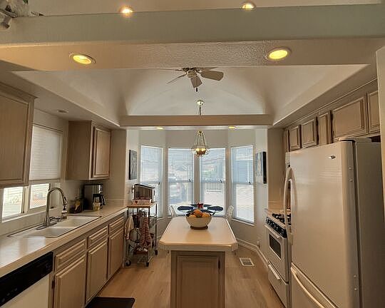 5th image of 69333 E Palm Canyon Dr Space 169