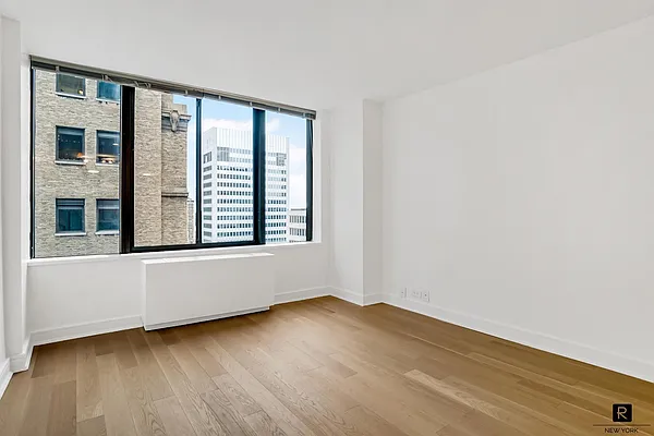 Rented by R New York | media 2