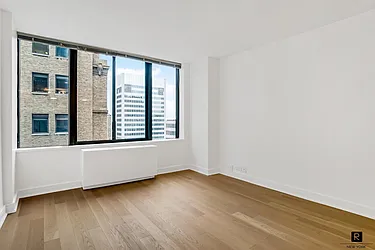 Rented by R New York