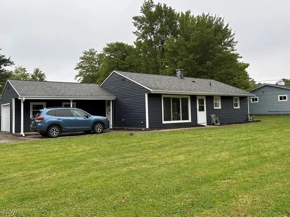 8264 Cedar Rd, Chesterland, OH 44026
