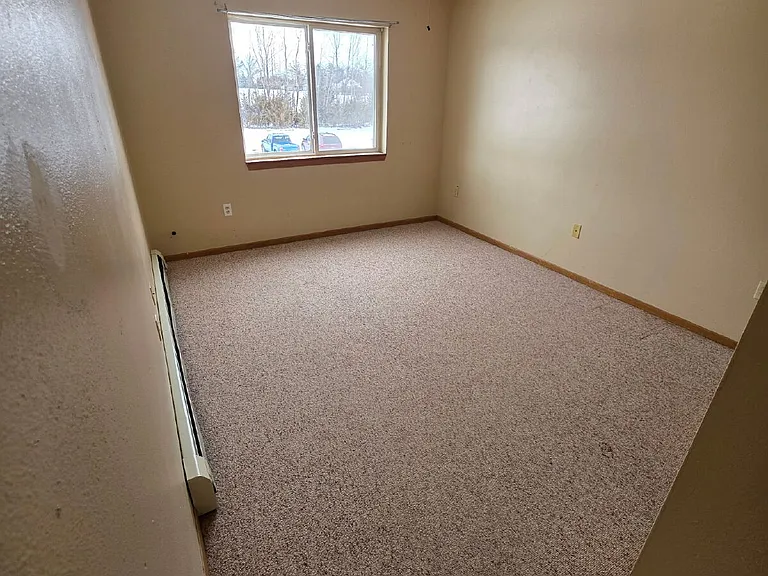 410 13th Ave NW #27 — Photo 5