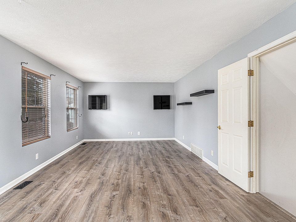 16409 Lannin Ln, Spring Lake, MI 49456 | Zillow