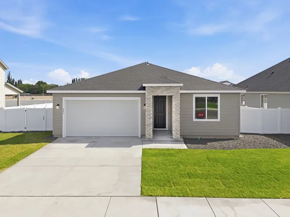 806 K St NE, Quincy, WA 98848
