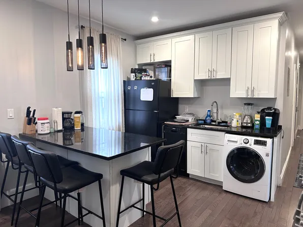 368 Park St, Dorchester Center, MA 02124