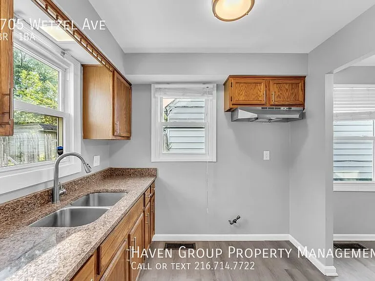 3705 Wetzel Ave — Photo 9