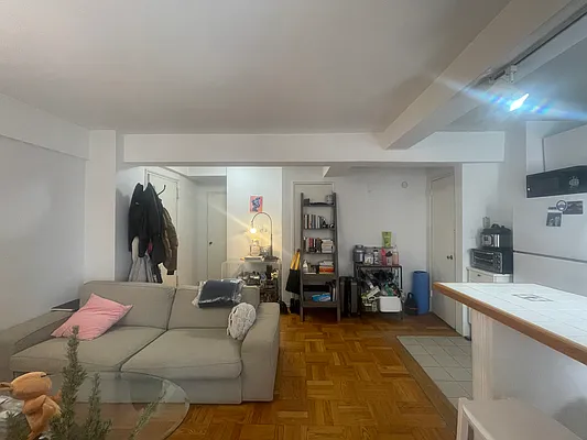 Rented by Meraki Realty LLC | media 3