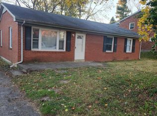 3832 Walhampton Dr, Lexington, KY 40517